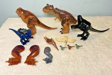 LEGO Dinosaur Lot Of Assorted Dinos, Parts & Pieces Legs Bodies Tails T-Rex More