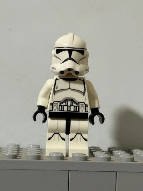 Clone Trooper Phase 2 Light Nougat Head