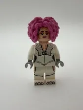 LEGO Star Wars™ Theelin Dancer Minifigure from 75326 - sw1194