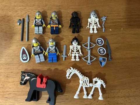 LEGO Castle 7 Minifigures (3 Skeletons), 2 Horses, 11 Weapons Vintage Lot | OBO