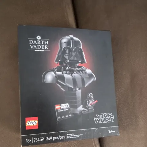 LEGO Star Wars Darth Vader Bust Collection Set 75439 349pcs 18+ 16cm
