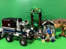 LEGO Jurassic World: Carnotaurus Gyrosphere Escape (75929)