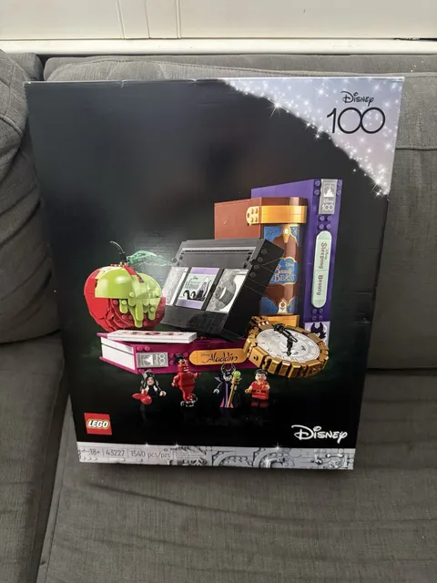 LEGO Disney: Villain Icons (43227) Brand New Factory Sealed Retired Set RARE