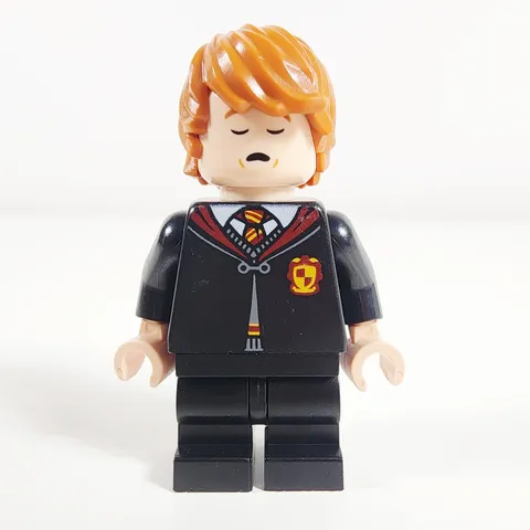 Lego Ron Weasley Minifigure Sleeping Harry Potter Goblet of Fire 76420 hp416
