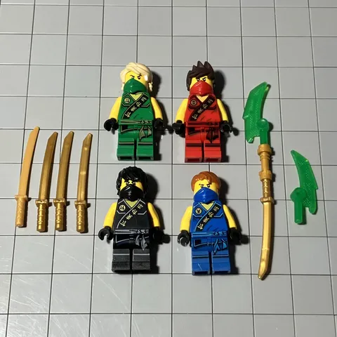 Lego Ninjago Minifigure lot of 4 Tournament of Elements H4 74