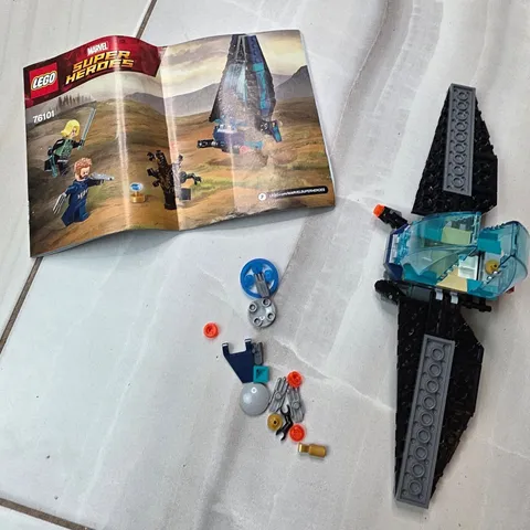 LEGO Marvel Super Heroes Outrider Dropship Attack 76101 Incomplete w Manual K1
