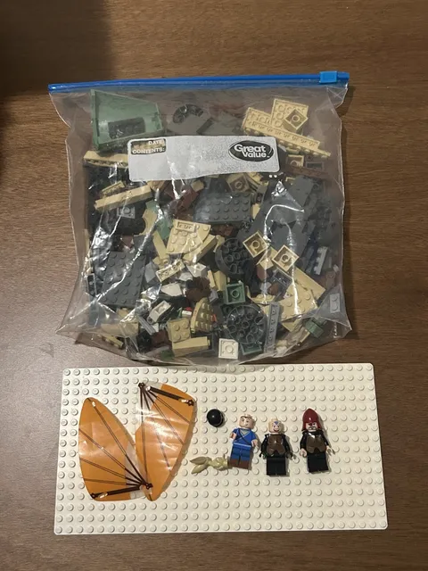 LEGO 3828 Avatar : The Last Airbender Air Temple (Incomplete) (read description)