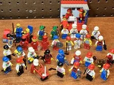 LEGO Bulk Minifigures + Accessories & Building Parts Sorted 8+ Lbs Mixed Pieces