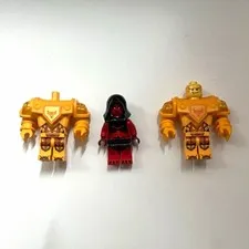 LEGO Nexo Knights Minifigure Lot ( axel, axel, ultimate lavaria )