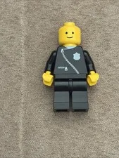 Authentic LEGO Minifigure Police Officer w/ zipper & Badge minifig ^