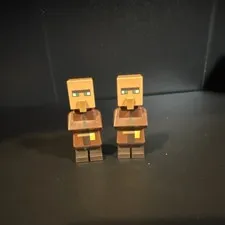 LEGO Minecraft Villager Minifigure Lot of 2