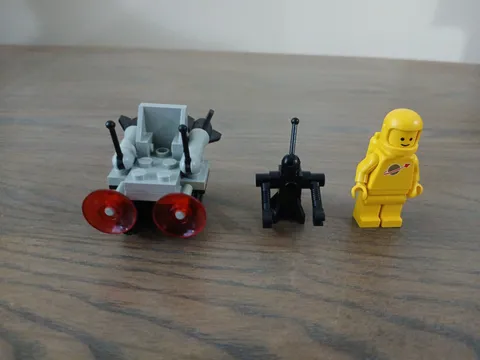 LEGO (6807) Space Sledge with Astronaut and Robot Complete w Minifigures