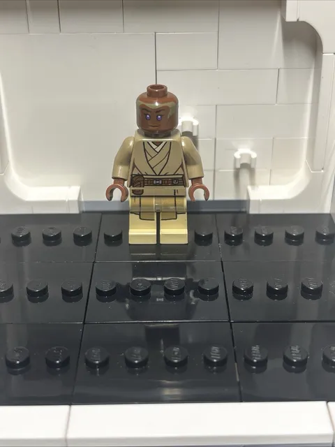 LEGO Star Wars Minifigure Jedi sw0469 Stass Allie Homing Spider Droid 75016