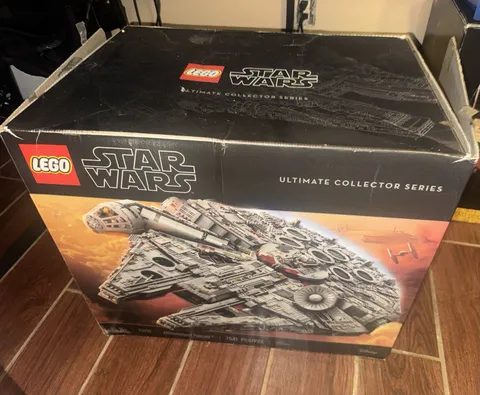 LEGO Star Wars: Millennium Falcon (75192)