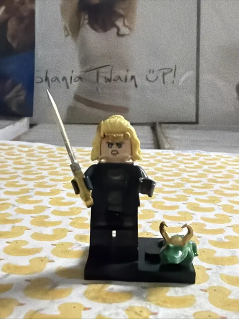 SYLVIE FEMALE LOKI LEGO MINIFIG MINI FIGURE sophia di martino disney+ marvel mcu
