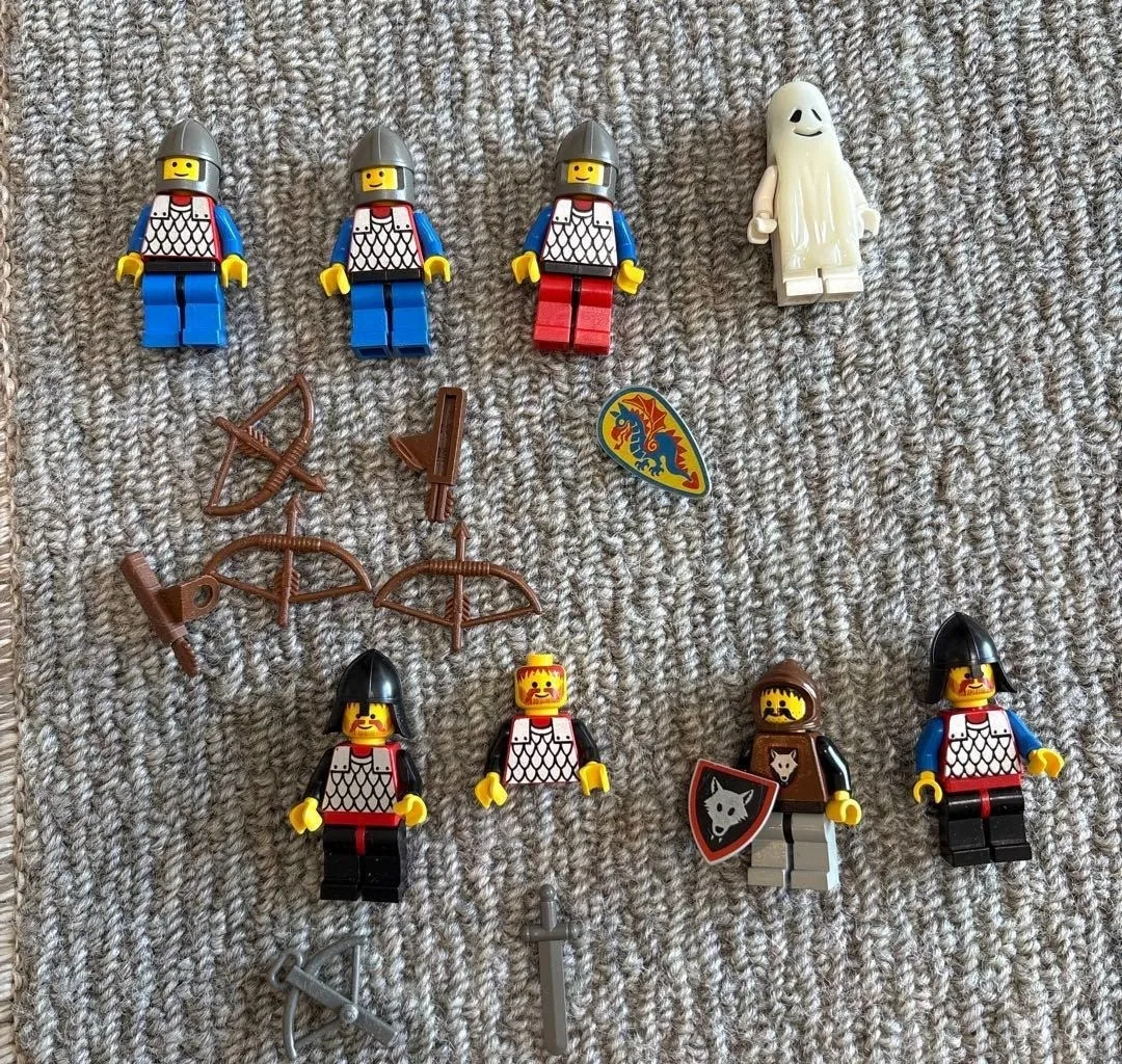 LEGO ONLY Minifigure Lot Set 6086 Black Knight's Castle Bulk Sale