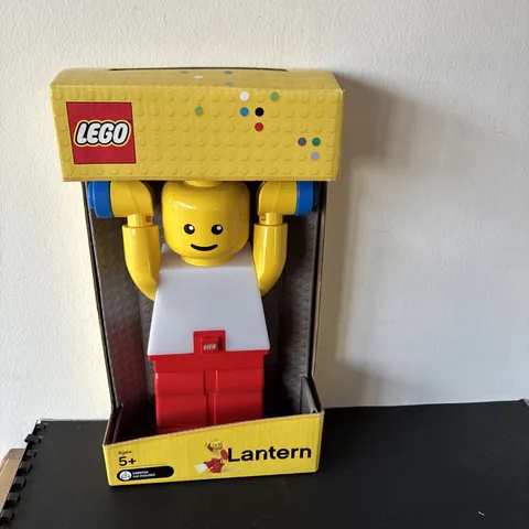 Lego Minifigure Lantern Light Weightlifter New  Released 2009
