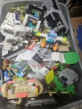 27 Gallon Bin Full Of Lego Parts And Pieces 39 Pounds Star Wars Scooby Disney 