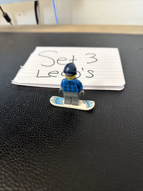 Lego Minifigures Series 5 - 8805 - Snowboarder -used Perfect Condition 