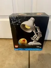 LEGO Ideas Disney Pixar Luxo Jr Lamp 21357 613 pcs NEW DAMAGED BOX