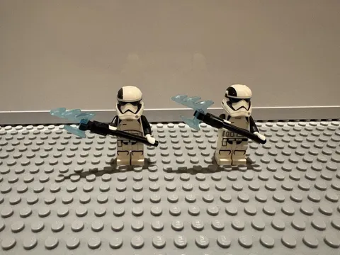 LEGO Star Wars First Order Executioner Stormtrooper Minifigure Lot of 2 LEGO