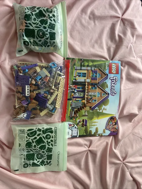 LEGO Friends Mia's House 41369 Complete with Instructions No Box