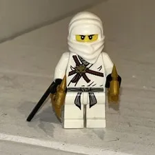 LEGO Ninjago Vintage 2011 Zane (njo0001) Rare/Retired "The Golden Weapons"