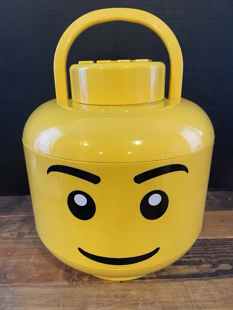 LEGO Sort & Store Head - Smile Face - Includes Many LEGOs!!