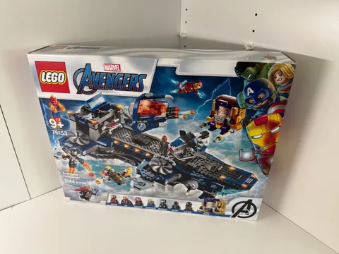 LEGO Super Heroes: Avengers Helicarrier (76153)