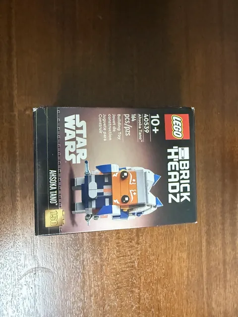 LEGO BRICKHEADZ: Ahsoka Tano (40539)