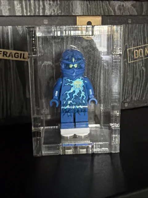 Lego Ninjago 2011 NRG Jay complete minifigure case not included