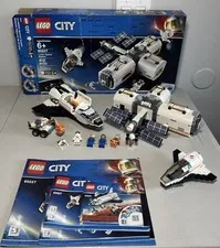 LEGO City: Lunar Space Station (60227) 98% Complete W/ Instructions