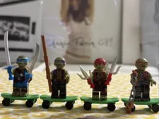 TEENAGE MUTANT NINJA TURTLES 4x SET LEGO MINIFIG MINI FIGURE movie skateboards