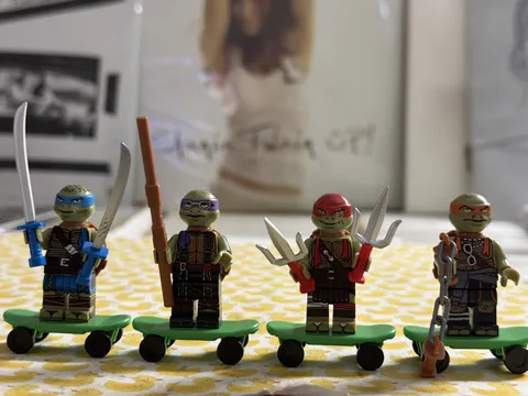 TEENAGE MUTANT NINJA TURTLES 4x SET LEGO MINIFIG MINI FIGURE movie skateboards