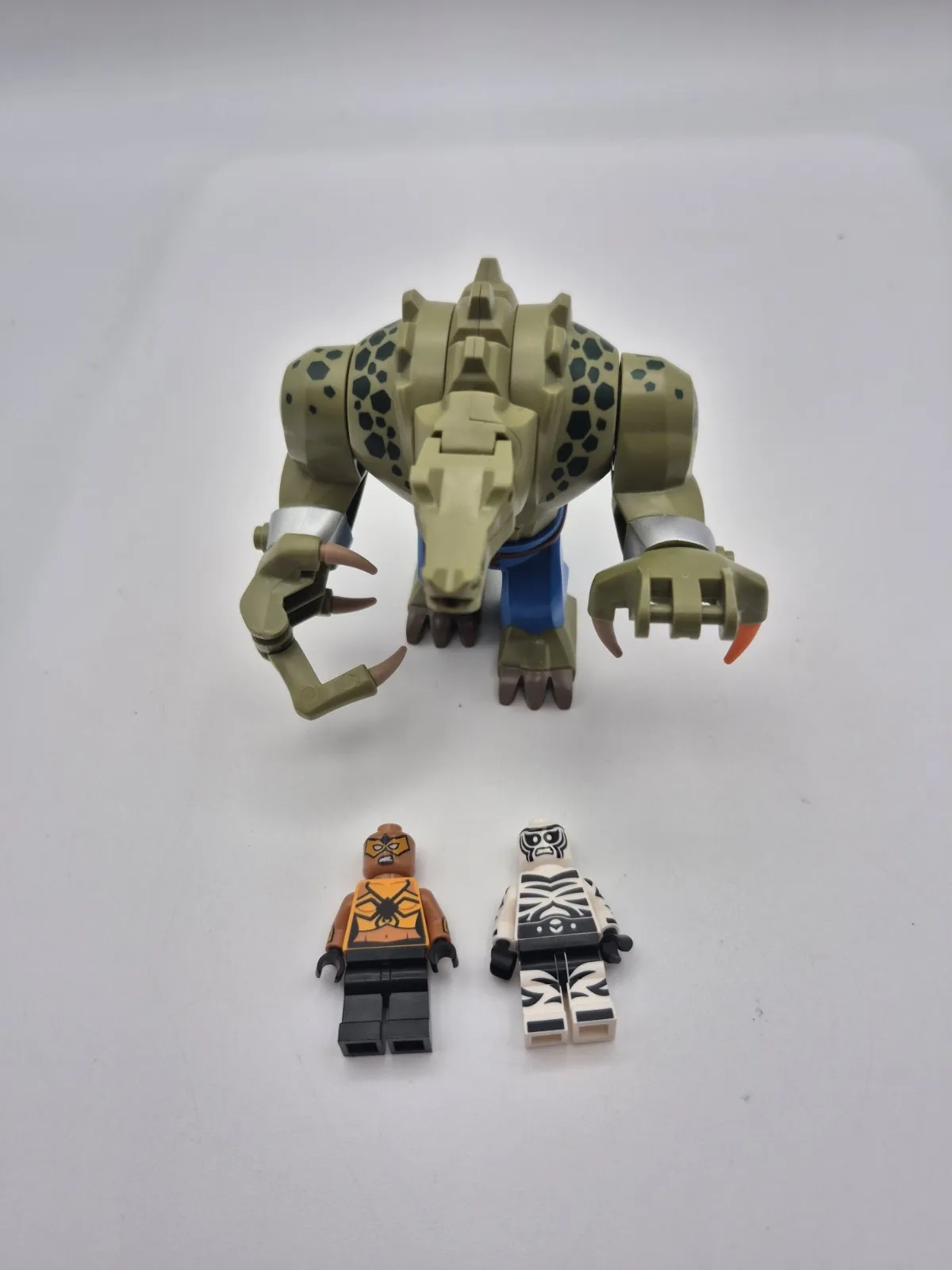 Lego Batman Movie Big Killer Croc Big Fig, Zebra Man/Tarantula Figs Incomplete