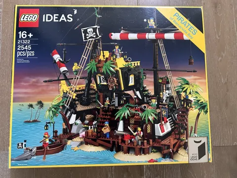 LEGO Ideas: Pirates of Barracuda Bay (21322) Complete Used Set with Box
