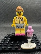 LEGO Minifigures Series 11 Diner Waitress