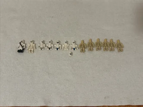 Mixed Lot of LEGO Skeleton Minifigure- Castle Pirate Halloween FREE SHIP