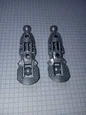 2 Lego 53548 Bionicle Leg Lower Section Toa Inika in Pearl Light Gray WYSIWYG