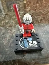 LEGO Star Wars Darth Malak Minifigure w/ Red Lightsaber 25 Years Base