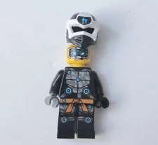 Digi Cole LEGO Minifigure  Ninjago 71706