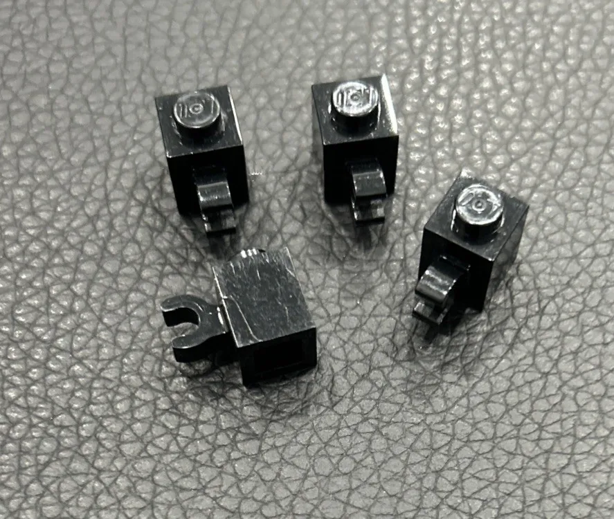 LEGO 1x1 Brick with Horizontal Clip Black Part 60476 / 65459 Lot Of 4