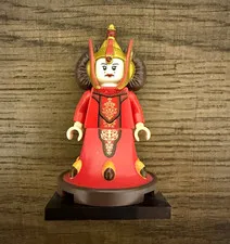 LEGO Star Wars Padmé Amidala Minifigure w/ Dress, Hairpiece & Display Stand