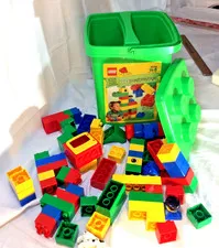 vtg 1999 LEGO Duplo Set 3036 Building Blocks Green Bucket 70 pcs w/ lid - euc