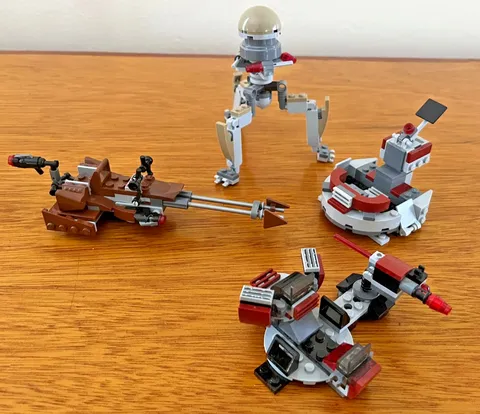 LEGO STAR WARS LOT UTAPAU TRI-DROID -SPEEDER BIKE-BATTLE PACK STATION VEHICLE