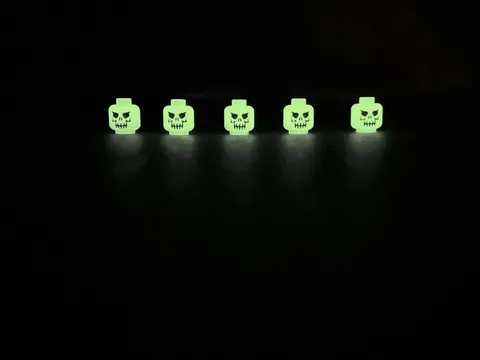 Lego Glow-in-the-Dark Skeleton / Skull Minifigure Heads - Lot of 5 - New