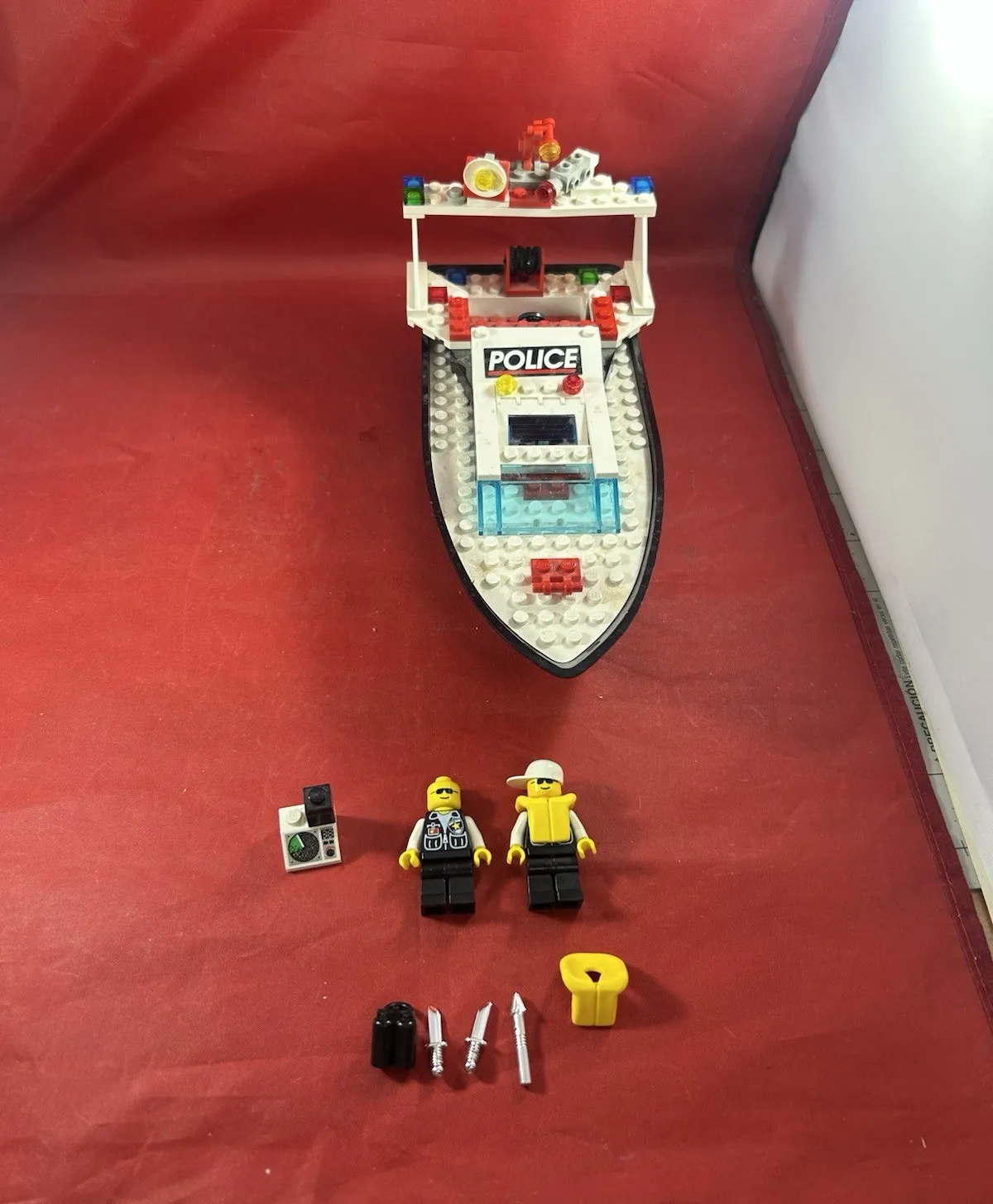 LEGO 4010 Police Rescue Boat Town Police 126pc 1991 Complete Set Incomplete