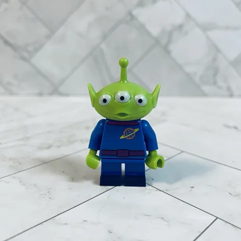 LEGO Alien Purple Miniature Figurine Toy Story Pizza Planet