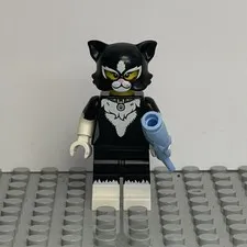 LEGO CMF Series 18 Cat Costume Girl Minifigure col323 71021 Genuine Complete