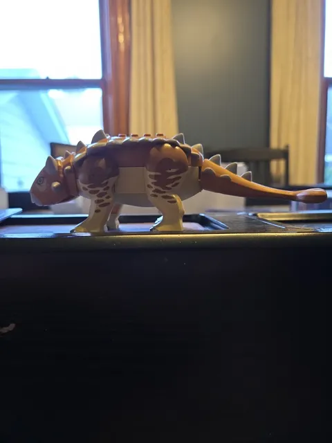 LEGO Jurassic World Ankylosaurus Figure Set 75941 Retired 2020